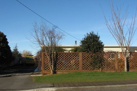 Photo of property in 27 Anne Street, Winton, 9720