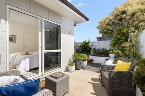 Photo of property in 33 Cassinia Close, Papamoa Beach, Papamoa, 3118