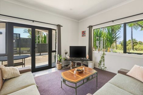 Photo of property in 15 Saint Clair Place, Papamoa Beach, Papamoa, 3118