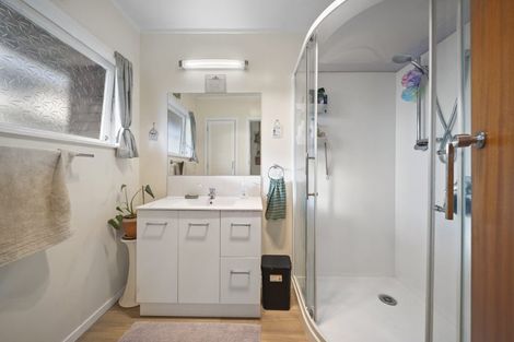 Photo of property in 19 Hanover Place, Pahurehure, Papakura, 2113