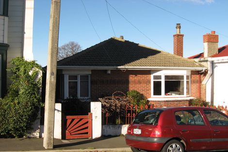 Photo of property in 5 Peel Street, Mornington, Dunedin, 9011