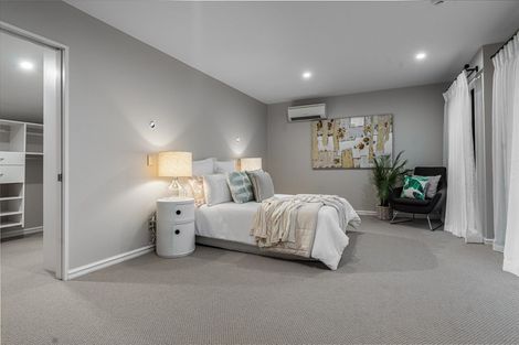 Photo of property in 102 Bassett Road, Remuera, Auckland, 1050