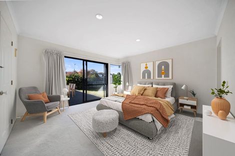 Photo of property in 170 Botany Road, Botany Downs, Auckland, 2010