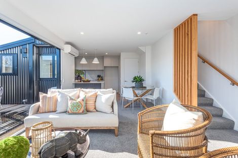 Photo of property in 2/211 Springfield Road, St Albans, Christchurch, 8014