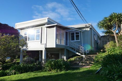 Photo of property in 14 Hillcrest Road, Raumati South, Paraparaumu, 5032