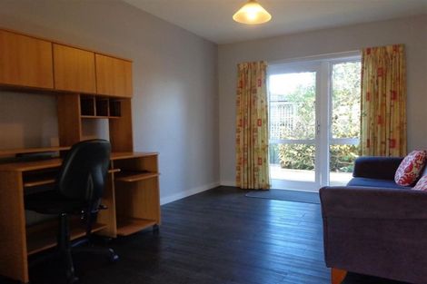 Photo of property in 7a Memorial Avenue, Ilam, Christchurch, 8053