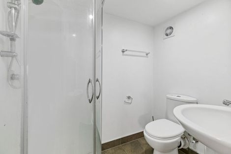 Photo of property in 60 Orams Road, Hillpark, Auckland, 2102
