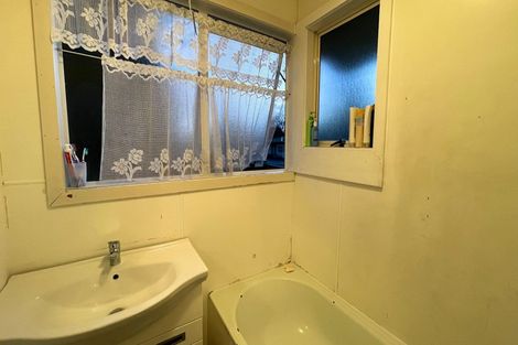 Photo of property in 21 Hamilton Drive, Waiuku, 2123