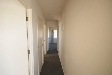 Photo of property in 11 Helleur Road, Massey, Auckland, 0614