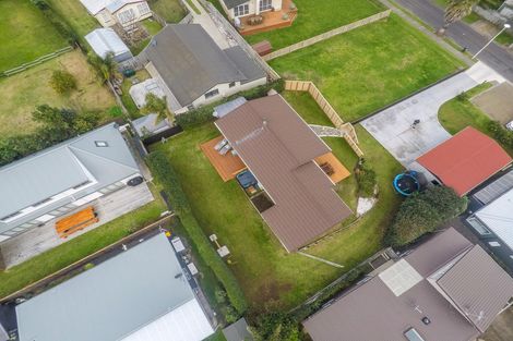 Photo of property in 2b Palm Grove, Waihi Beach, 3611