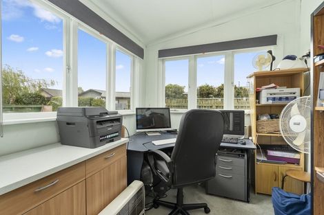 Photo of property in 12 High Street, Bulls, 4818