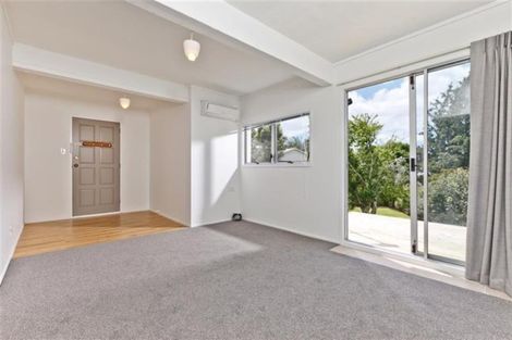 Photo of property in 1/89 Target Road, Totara Vale, Auckland, 0629