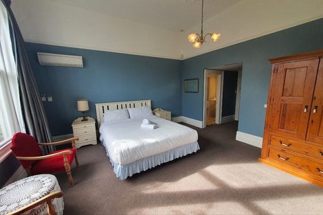 Photo of property in 27 Holly Road, St Albans, Christchurch, 8014