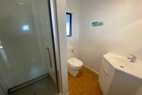 Photo of property in 104 Field Way, Waikanae Beach, Waikanae, 5036