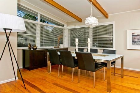 Photo of property in 20 Holt Avenue, Torbay, Auckland, 0630