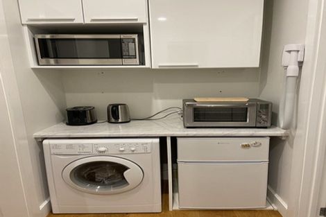 Photo of property in 83 Seatoun Heights Road, Seatoun, Wellington, 6022