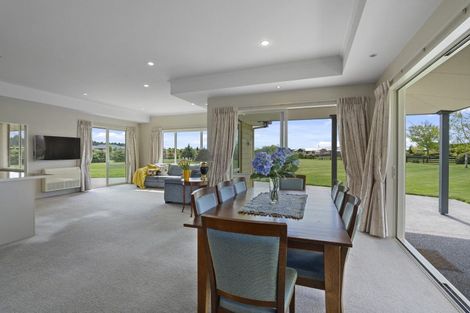 Photo of property in 13 Whitcombe Place, Darfield, 7571