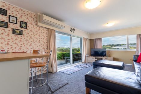 Photo of property in 14 Wattle Grove, Maungaraki, Lower Hutt, 5010