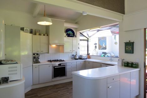 Photo of property in 30 Driving Creek Road, Coromandel, 3506