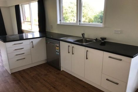 Photo of property in 23 Mirrabooka Avenue, Botany Downs, Auckland, 2010