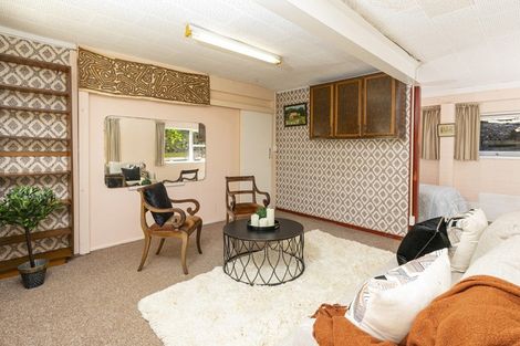 Photo of property in 2/47a Vauxhall Road, Devonport, Auckland, 0624