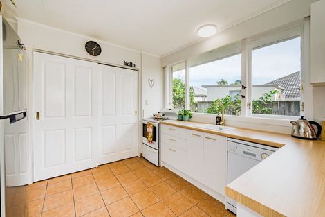 Photo of property in 18a Ngaio Road, Waikanae, 5036