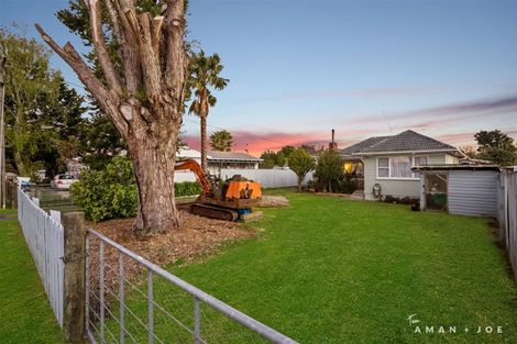 Photo of property in 9 Enderby Drive, Te Atatu Peninsula, Auckland, 0610