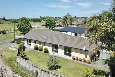 Photo of property in 8a Cannell Farm Drive, Te Puke, 3119