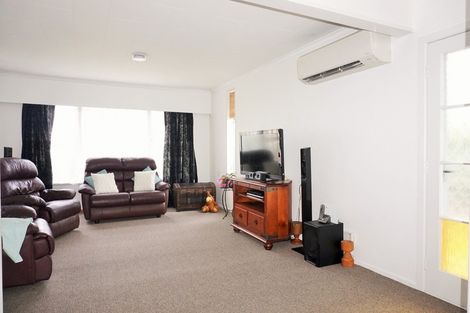 Photo of property in 21 Cargill Street, Levin, 5510