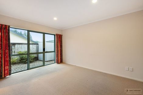 Photo of property in 24 Caulfield Place, Pukehangi, Rotorua, 3015