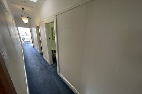 Photo of property in 26 Burma Road, Khandallah, Wellington, 6035