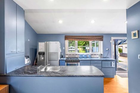 Photo of property in 15 Cleveland Street, Edgeware, Christchurch, 8013