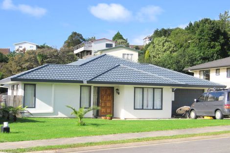 Photo of property in 139 Roberta Crescent, Orewa, 0931