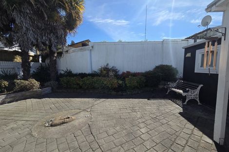 Photo of property in 2 Chaucer Road, Hospital Hill, Napier, 4110