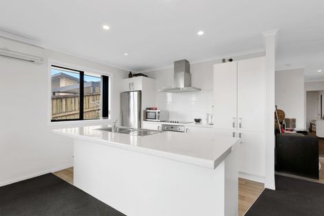 Photo of property in 4 Hayden Way, Welcome Bay, Tauranga, 3112