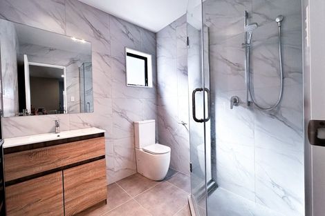 Photo of property in 24e Poinsettia Place, Henderson, Auckland, 0610