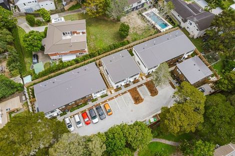 Photo of property in 63 Hillcrest Avenue, Hillcrest, Rotorua, 3015