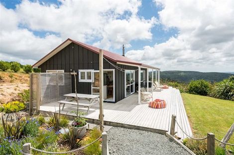 Photo of property in 1612e Pakiri Road, Tomarata, Wellsford, 0972