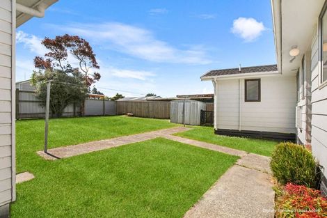 Photo of property in 24 Fergusson Street, Marton, 4710