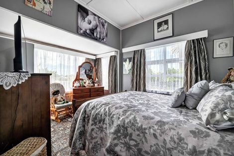 Photo of property in 127 Regan Street, Stratford, 4332