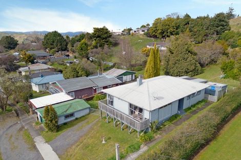 Photo of property in 43 Swan Street, Taihape, 4720