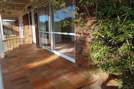 Photo of property in 1/45 Rothesay Bay Road, Rothesay Bay, Auckland, 0630