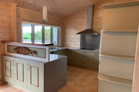 Photo of property in 19 Lichen Grove, Russell, 0272