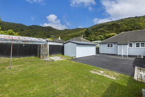 Photo of property in 68 Judd Crescent, Naenae, Lower Hutt, 5011