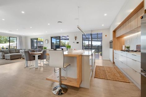 Photo of property in 87 Argent Lane, Wainui, 0932