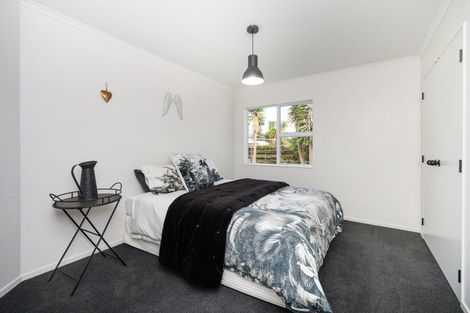 Photo of property in 3 Ferry Street, Foxton Beach, Foxton, 4815