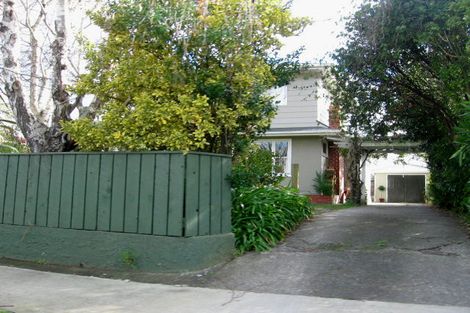 Photo of property in 21 Newhaven Place, Roslyn, Palmerston North, 4414