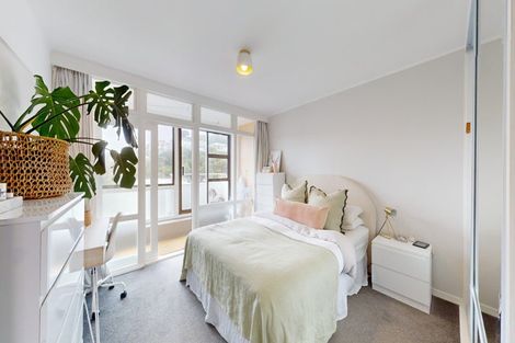 Photo of property in 12/4 Claremont Grove, Mount Victoria, Wellington, 6011