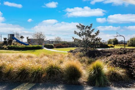 Photo of property in 143 Silver Peaks Drive, West Melton, 7618