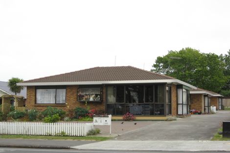 Photo of property in 55c Queen Street, Pukekohe, 2120